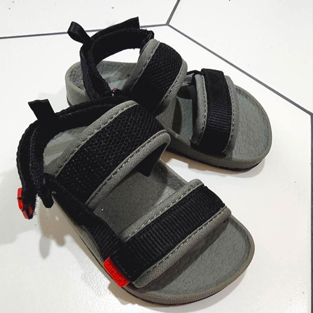 Carter's baby bot sandals velcro closing